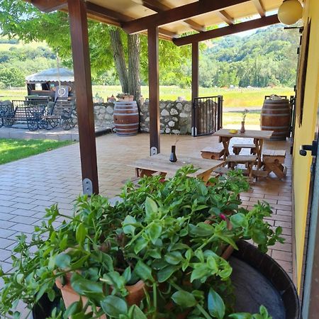 Agri Rio Villa Rio Salso Di Tavullia Exteriör bild