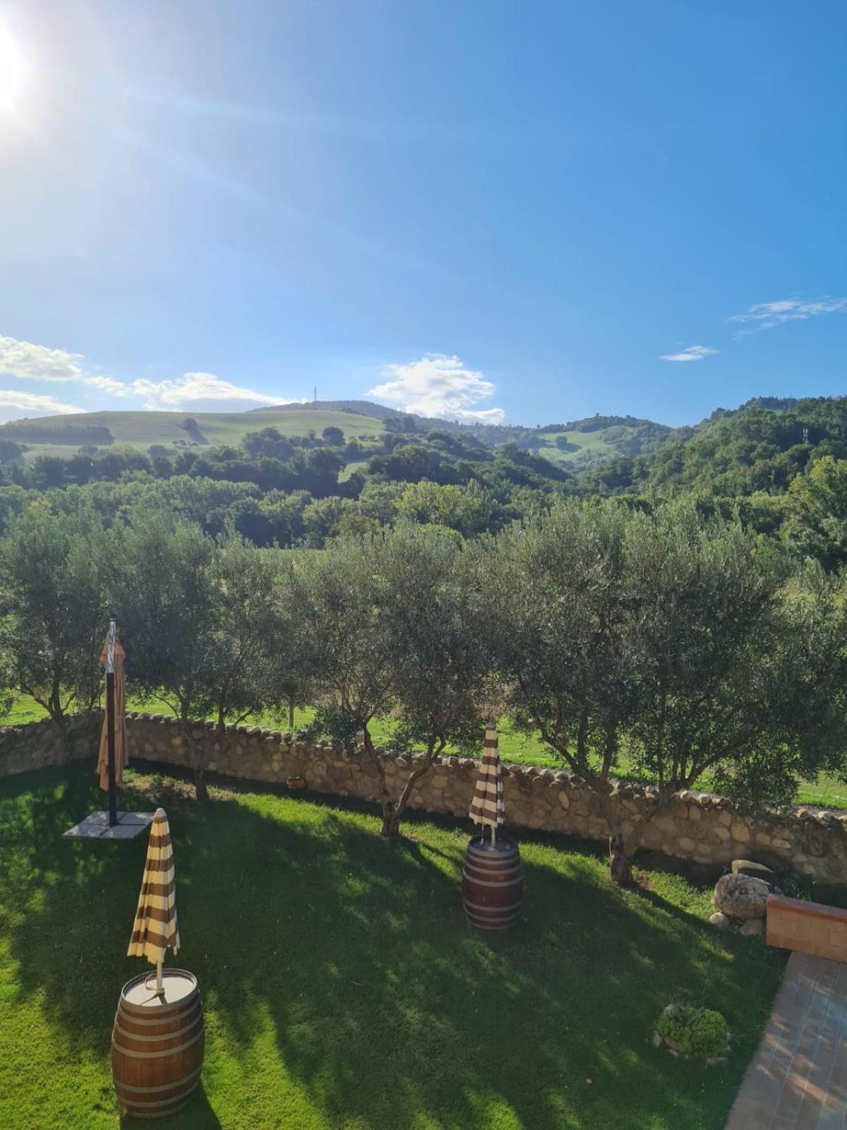 Agri Rio Villa Rio Salso Di Tavullia Exteriör bild