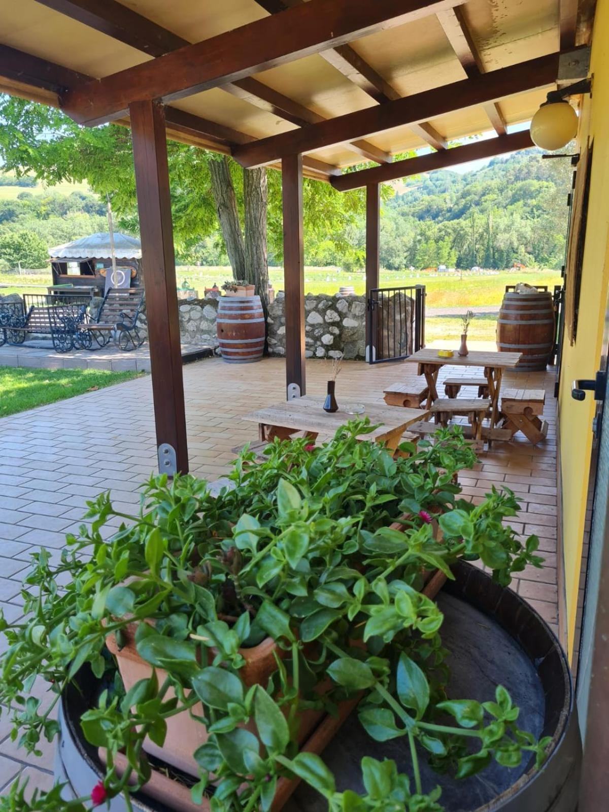 Agri Rio Villa Rio Salso Di Tavullia Exteriör bild
